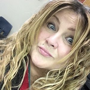 Meet your Posher, Carrie